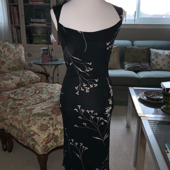 Arden B Dresses & Skirts - Arden B Black boat neck midi Dress